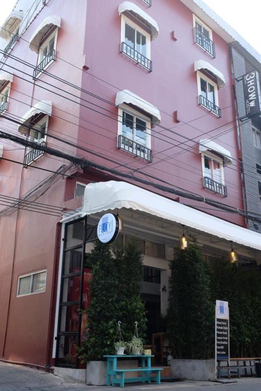 Ploy Hostel Bangkok Exterior photo